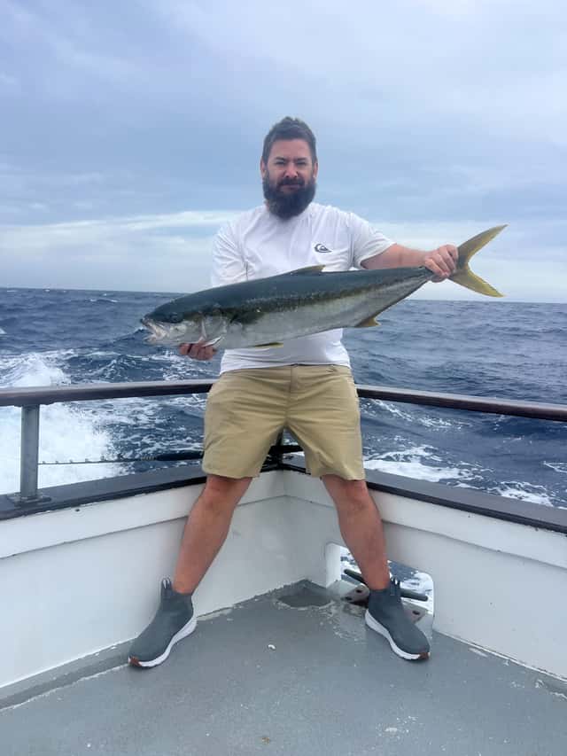Yellowtail caught before the storm shut fishing down — photo 3